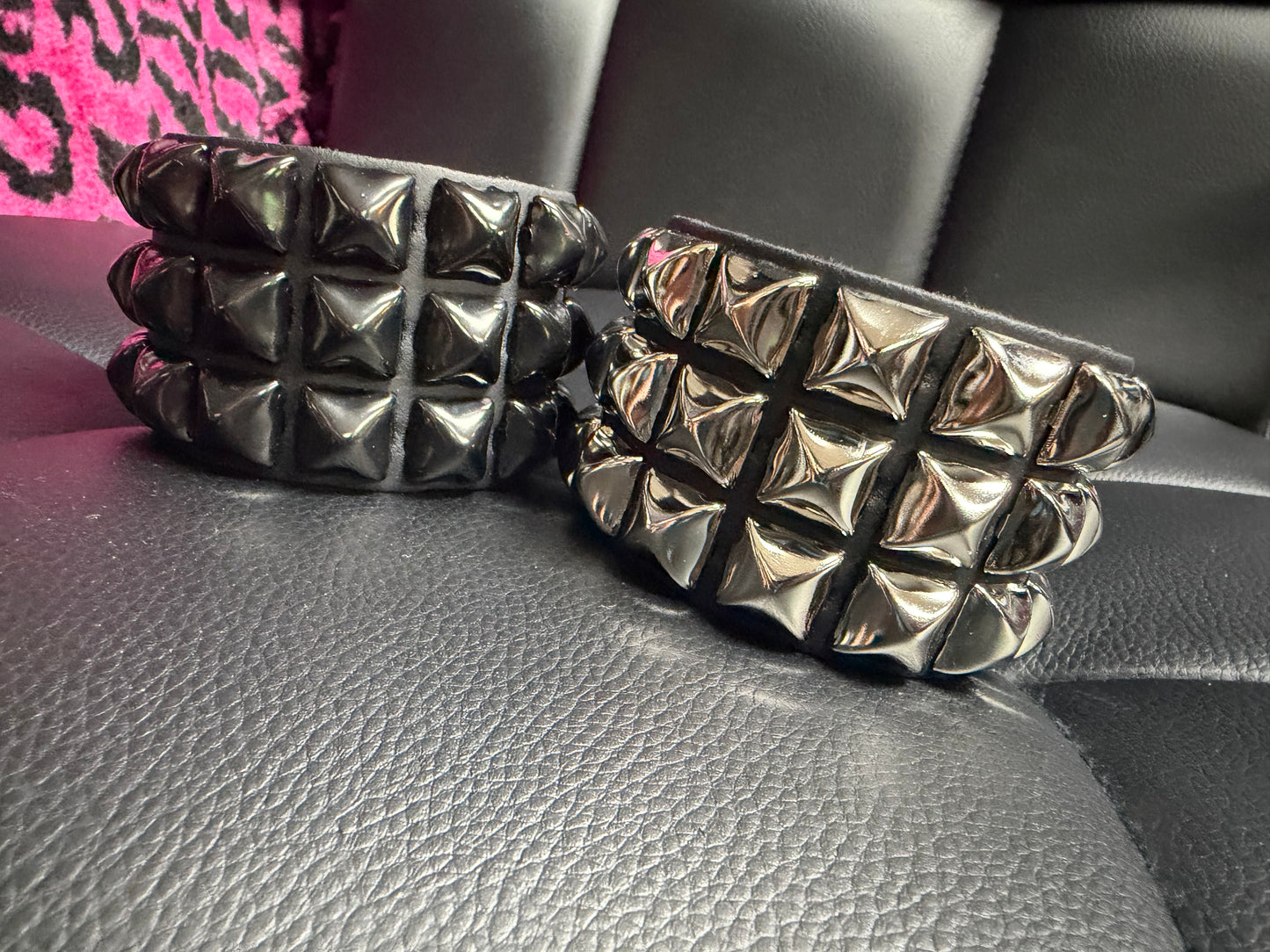 SILVER PYRAMID STUDDED LEATHER  SNAP BRACELET