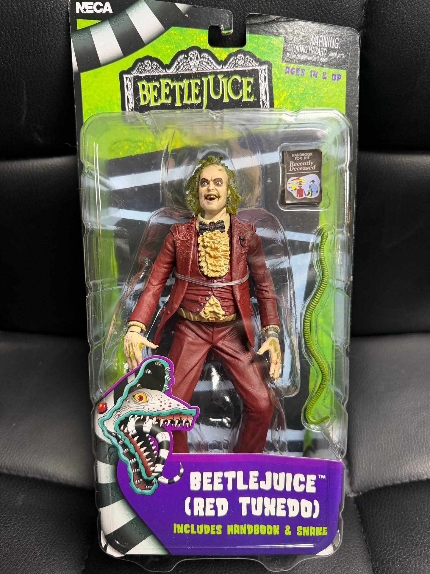 NECA- Beetlejuice Red Tuxedo