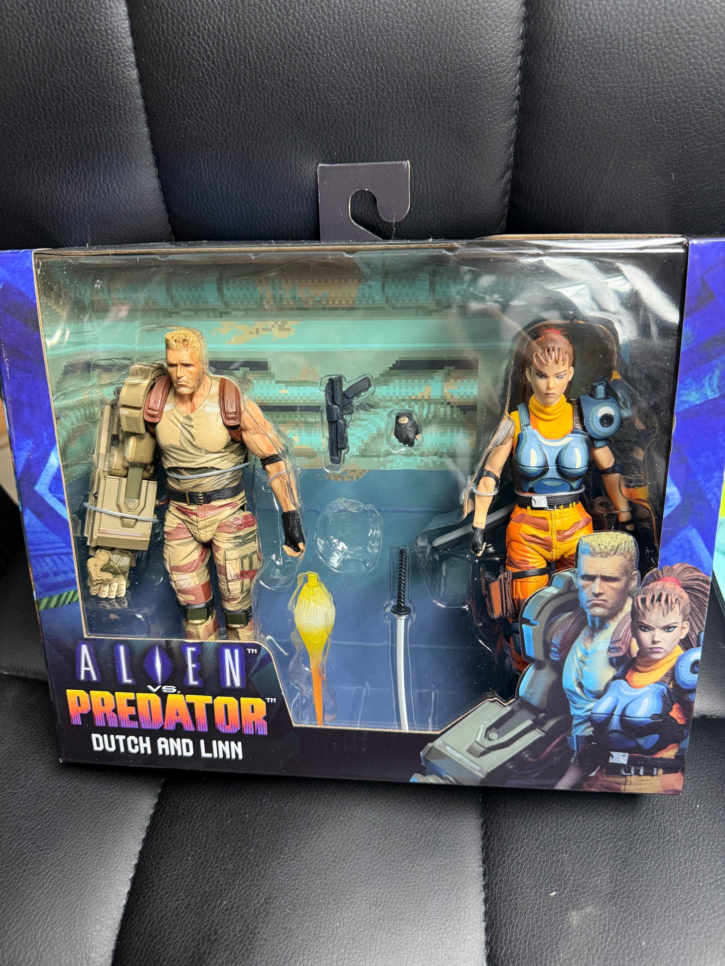 Alien Vs. Predator- NECA- Dutch And Linn