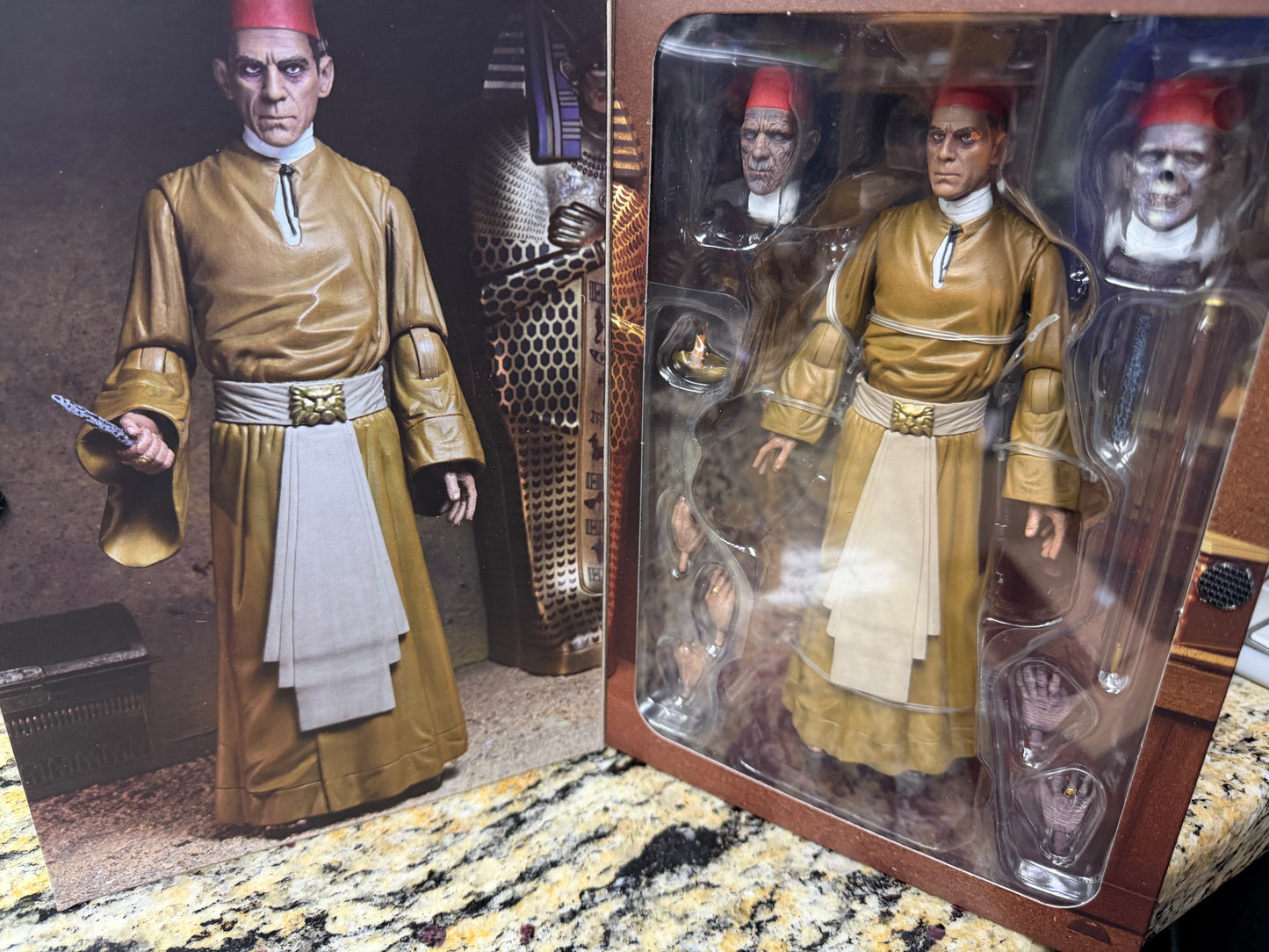 NECA-Karloff The Uncanny in The Mummy- Ultimate Ardath Bey Figure