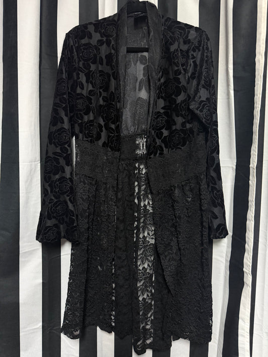 Be Vocal Gothic Black Velvet/Lace Rose Duster- Large
