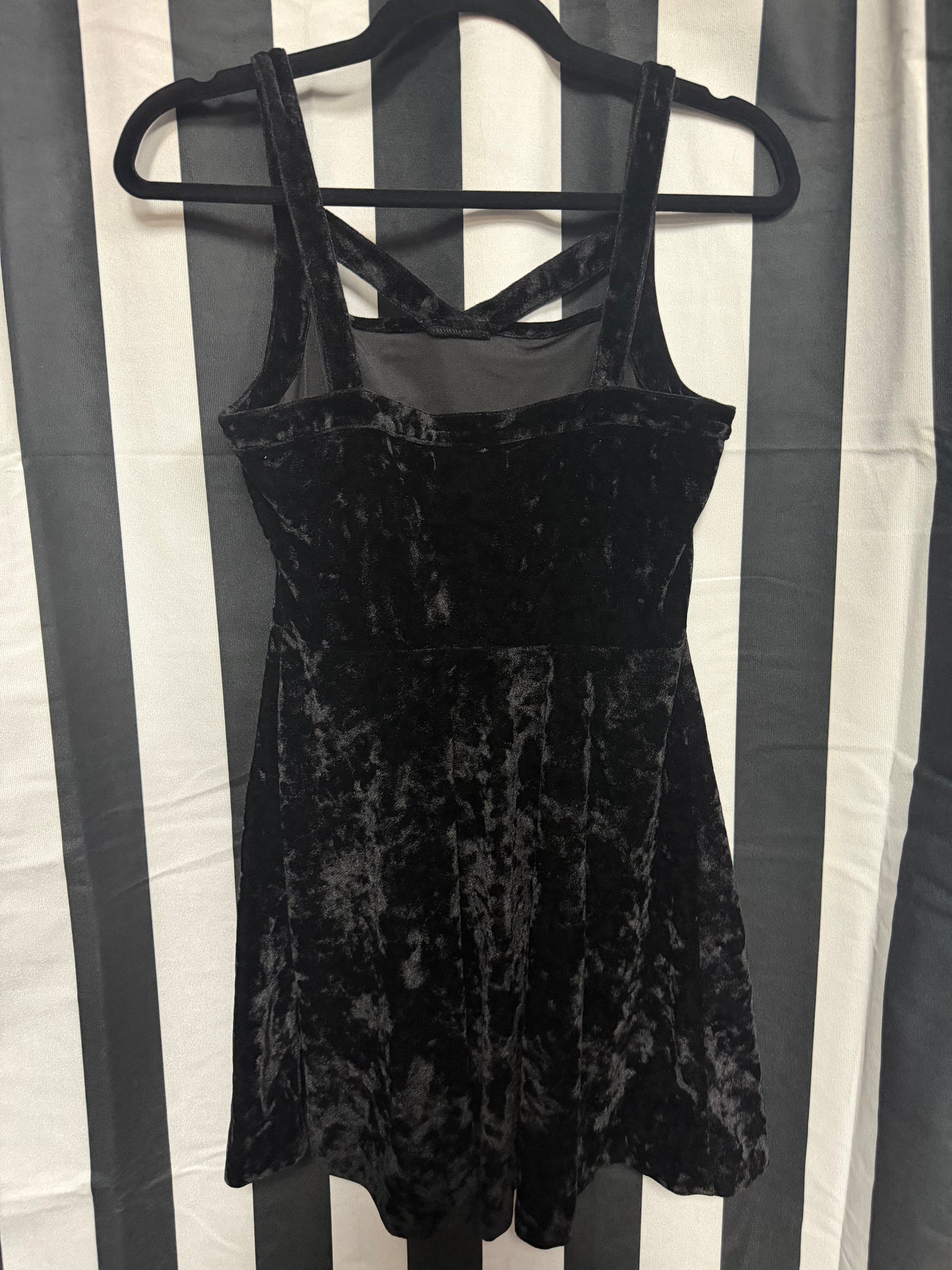 Forever 21 Velvet Crushed Goth Dress- Size M