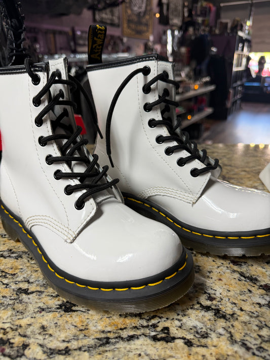 Dr Martin -Iconic 1406-Glossy Patent White- Size 7