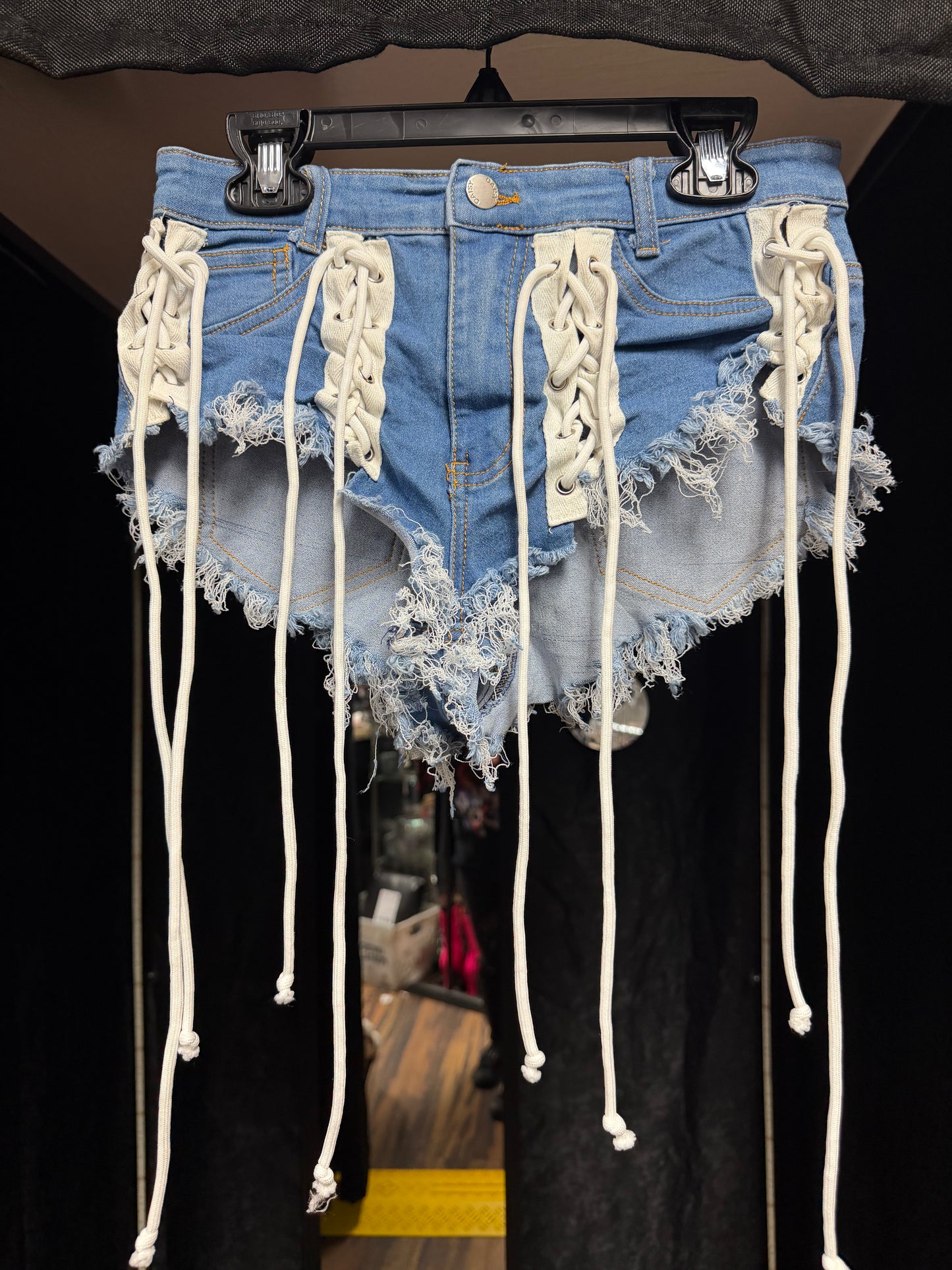 Daisy Tie Up Shorts- Size Small