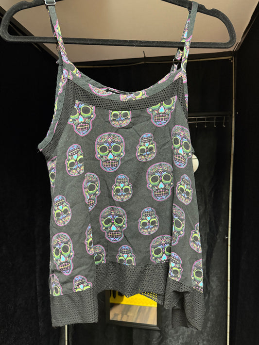 Hot Topic Skull Shirt- Size Med