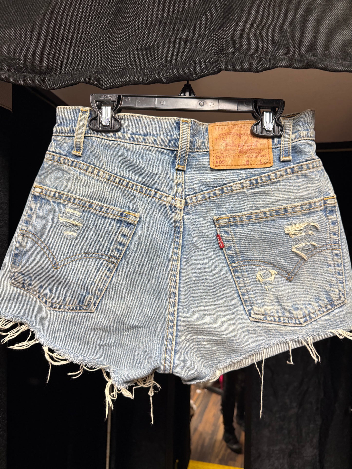 Grunge patchwork Levi’s cutoffs 👽🍄26 Waist?