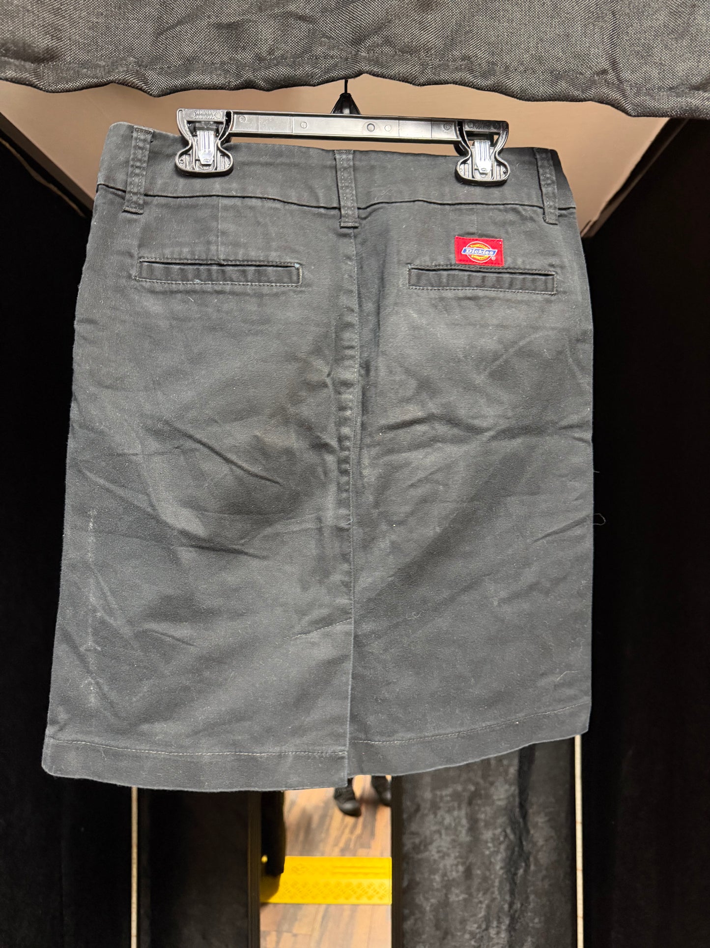 Black Dickies utility skirt 🖤Size 5