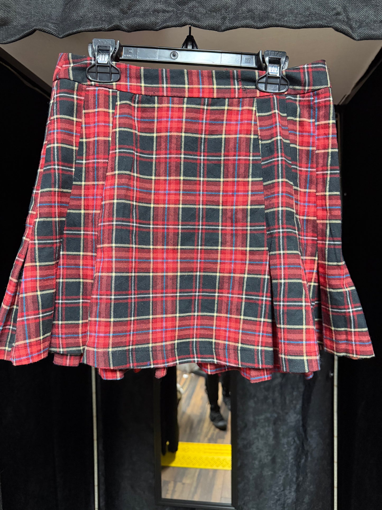 Hello Kitty Punk Tartan Pleated Mini Skirt- Size Large