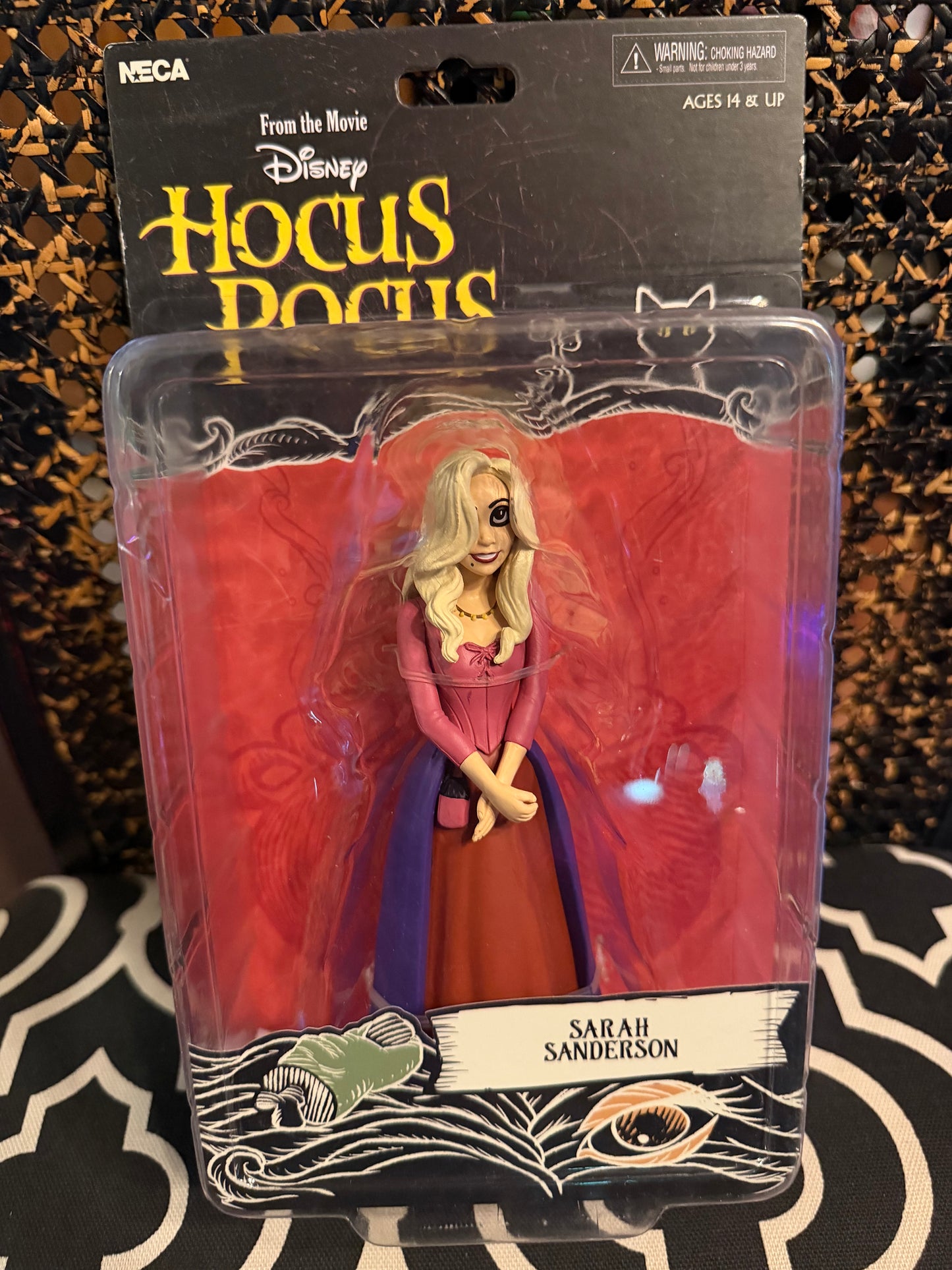 NECA- Hocus Pocus Sarah Sanderson- Toony Terrors