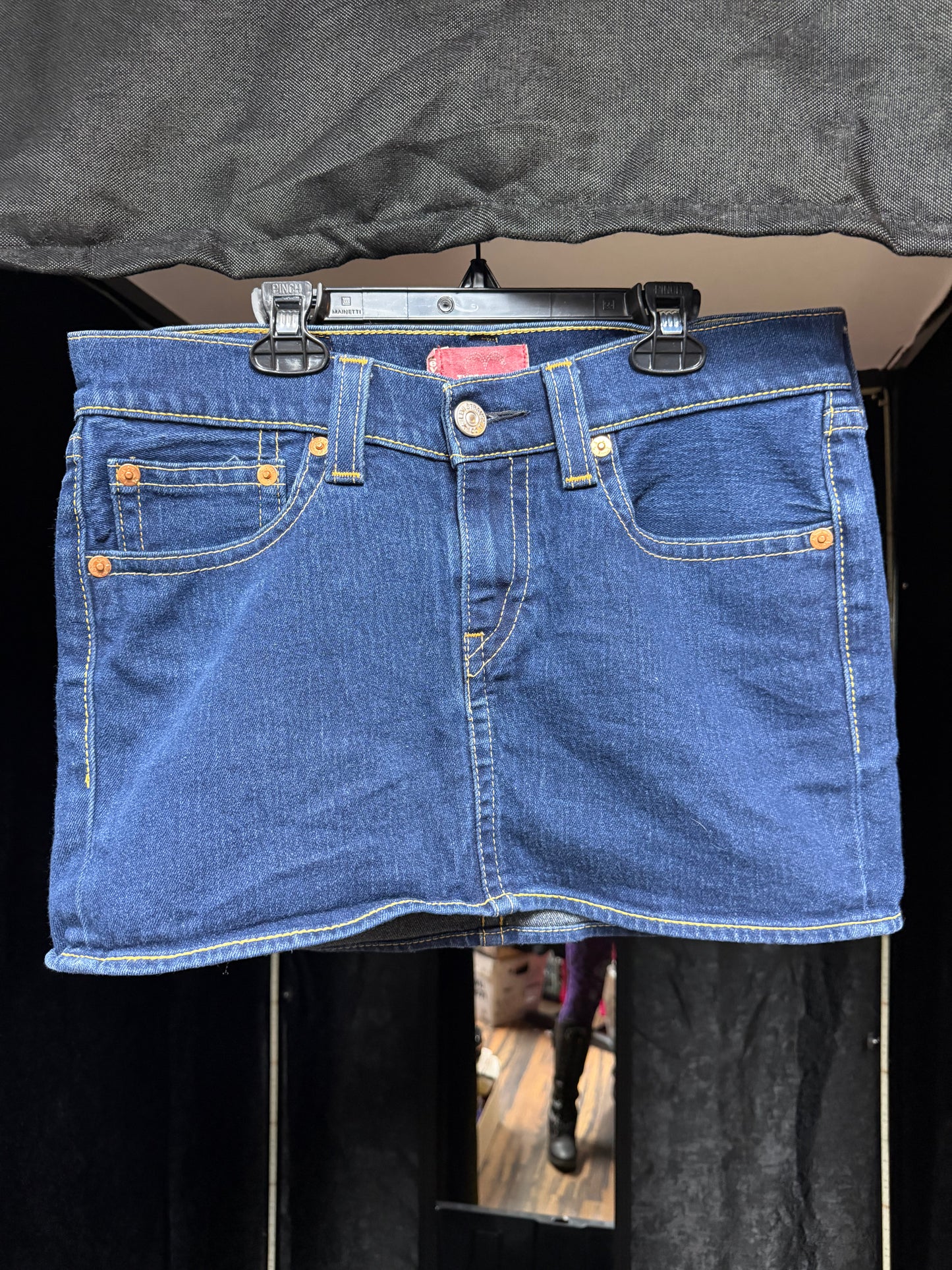 Levi's Mini Skirt- Size Medium