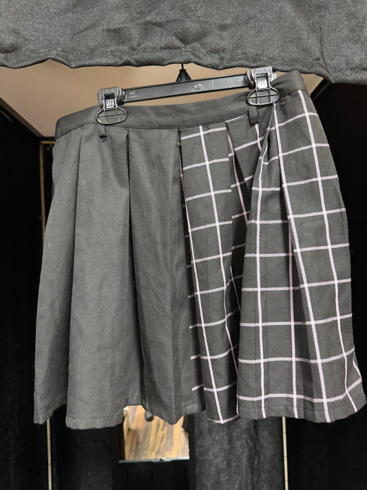 Social Collision Split Plaid Alt Skirt- size medium