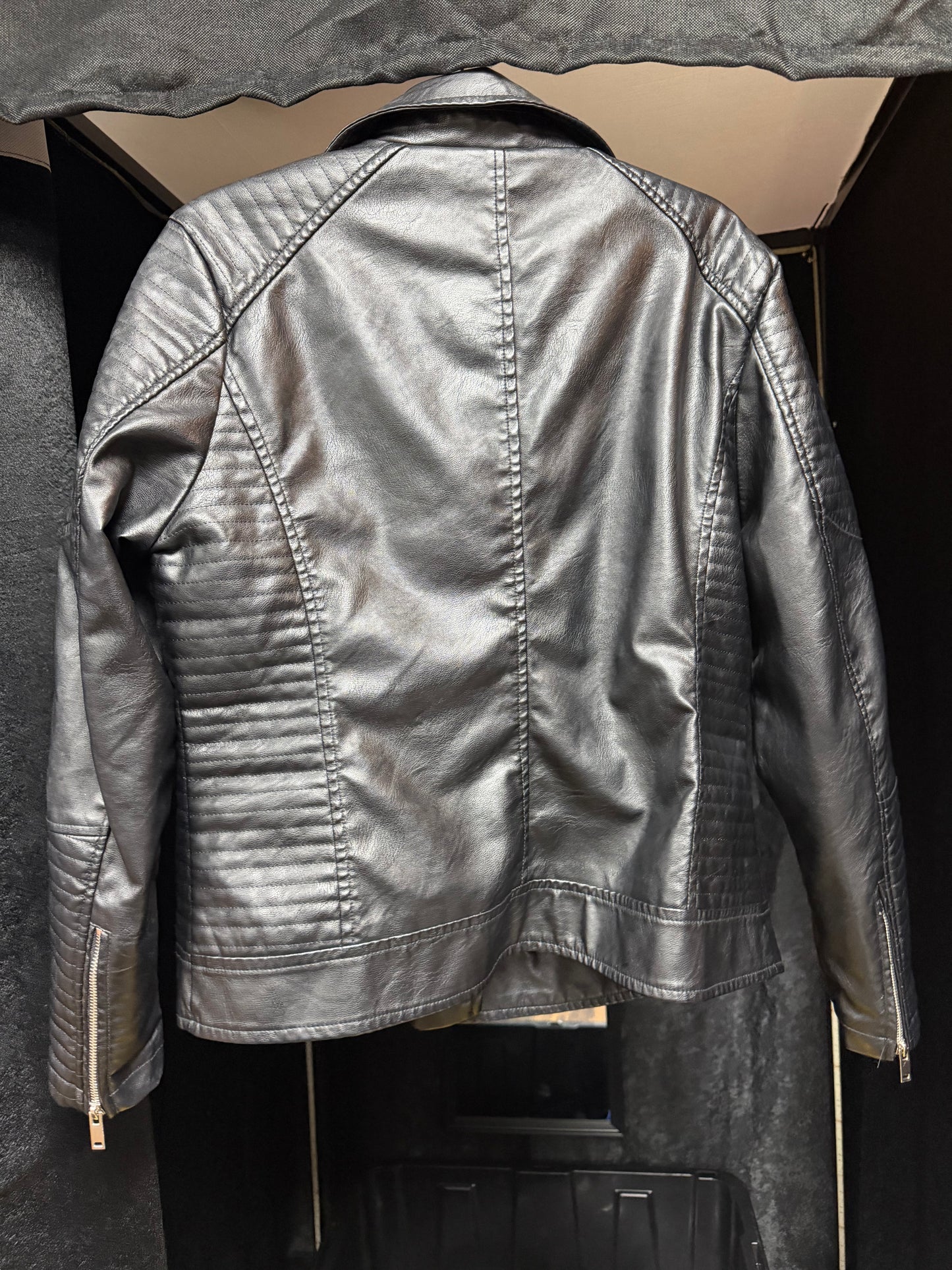URBEST- PU Leather Jacket- XL