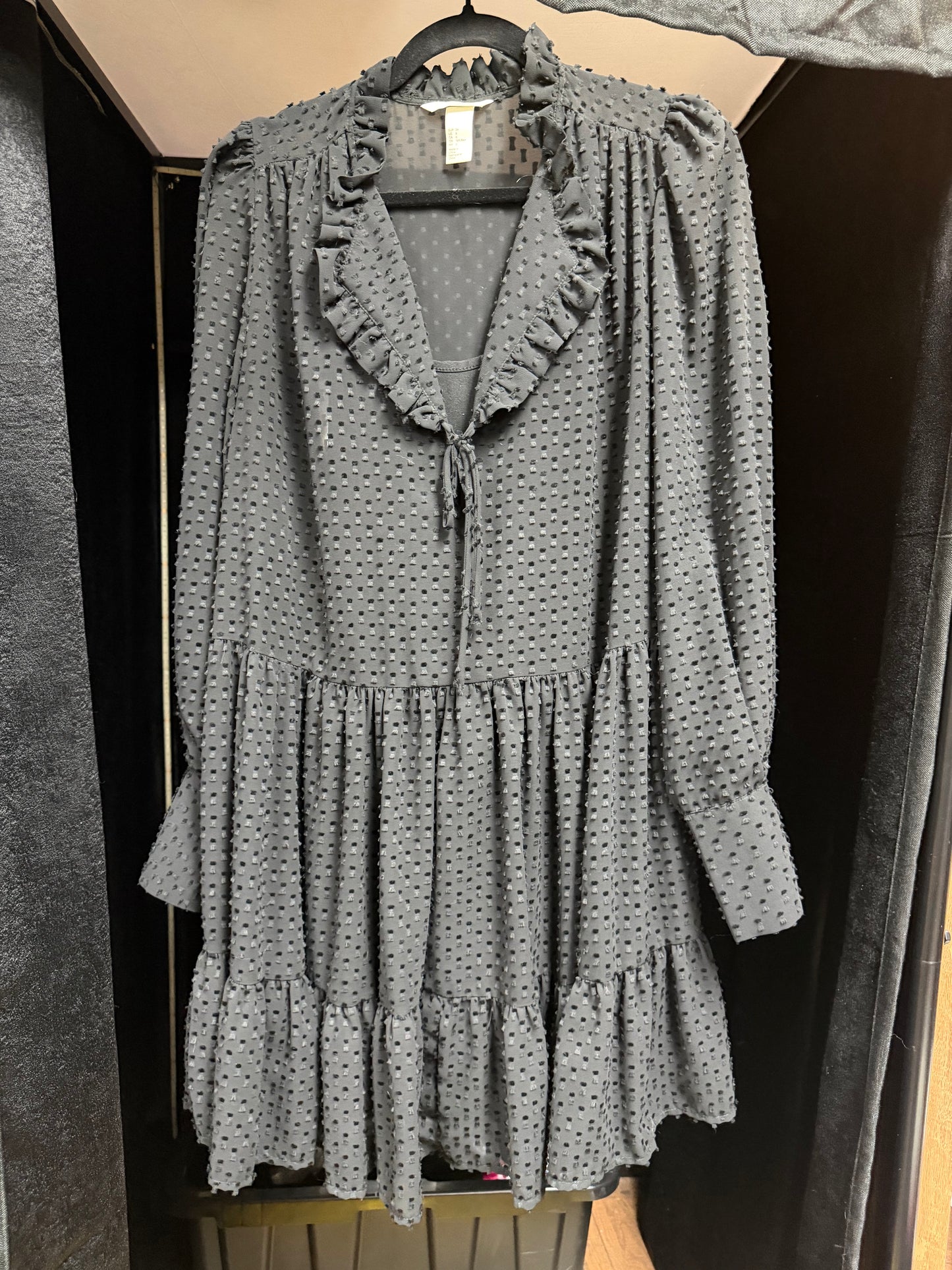 H&M- Gothy Dress-Size 6