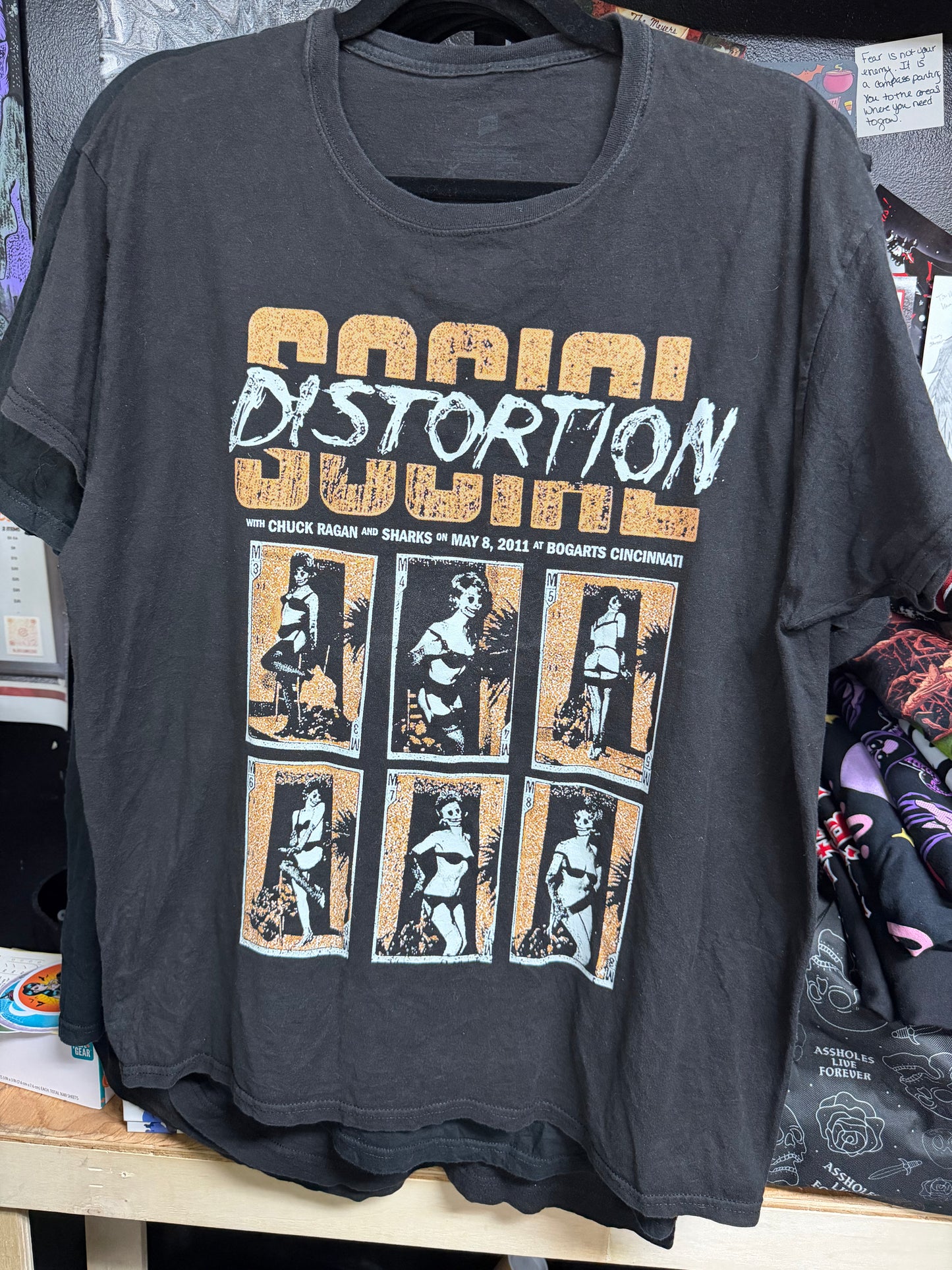 Social Distortion- 2011 Tour Pinup Girls- Size L/XL