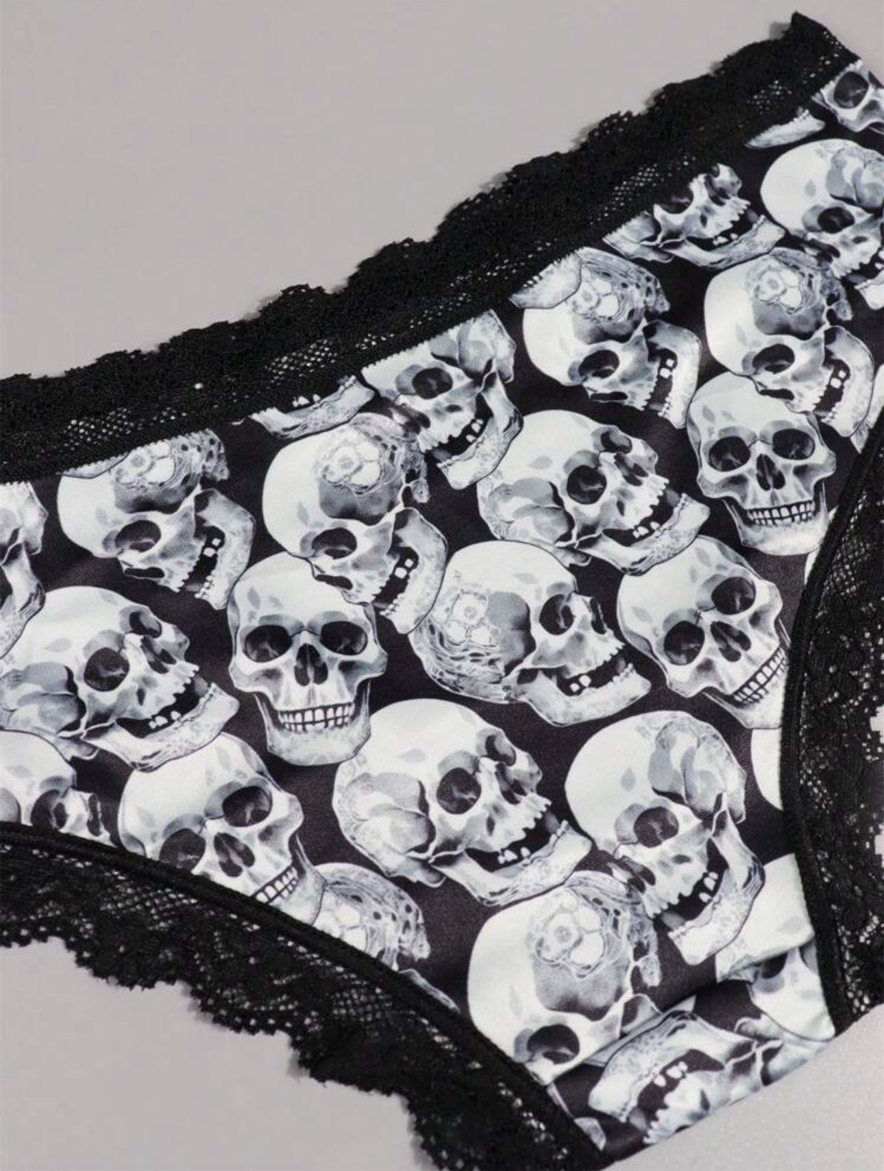 4-Pack Gothic Contrast Lace Hipster Panties