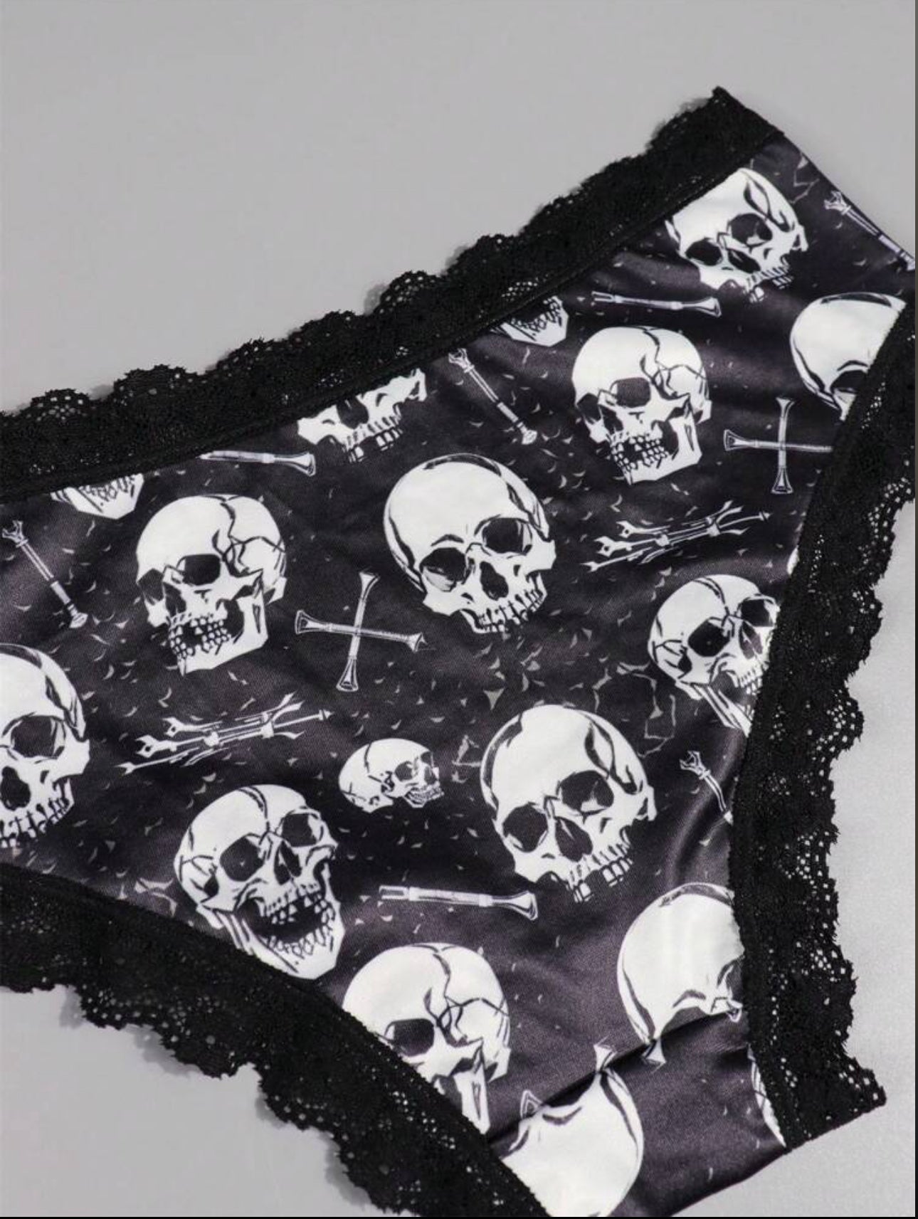 4-Pack Gothic Contrast Lace Hipster Panties