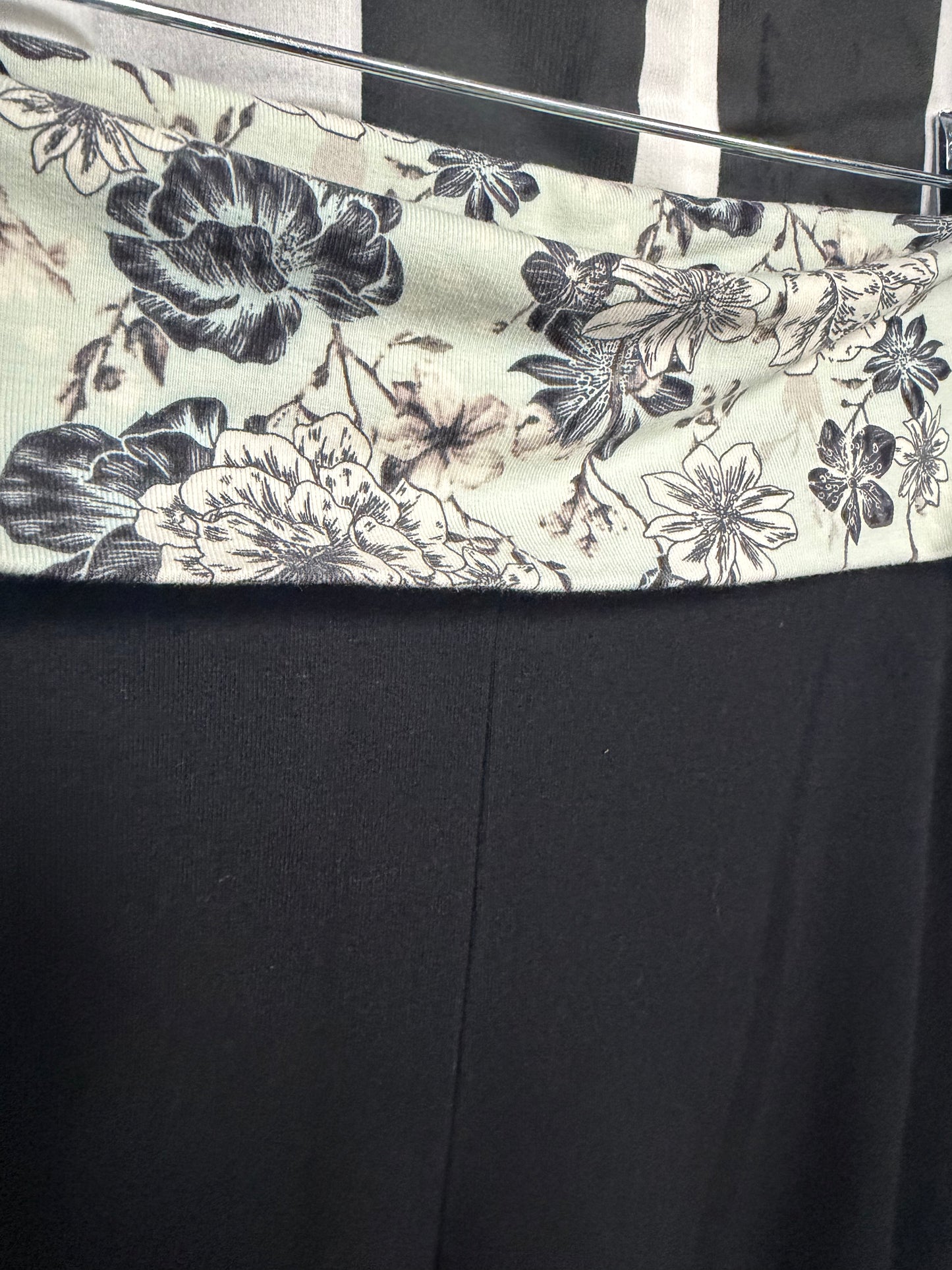 2020 VS Floral Foldover Pants- Size L
