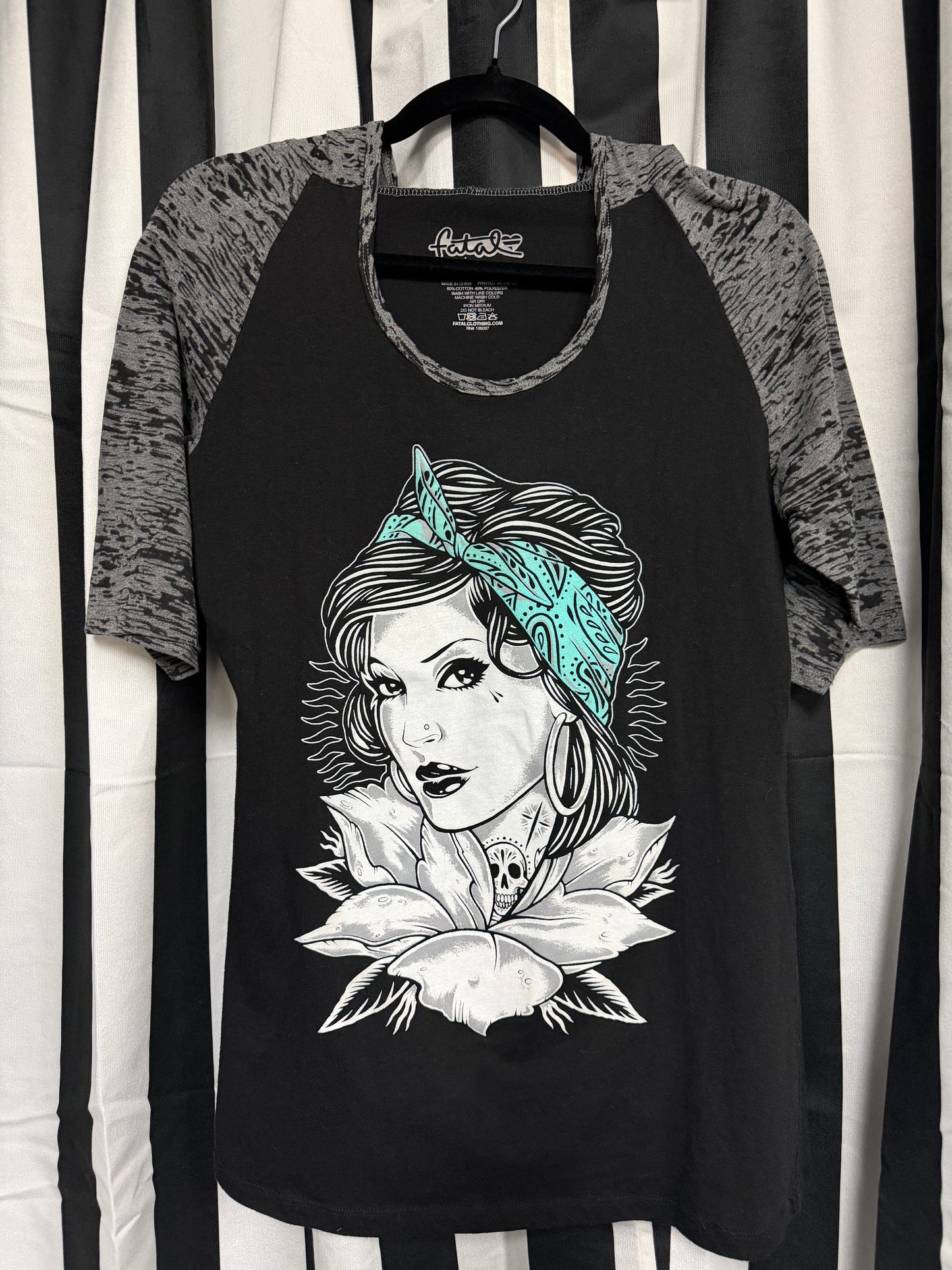 Fatal -Hooded Short Sleeve-XL