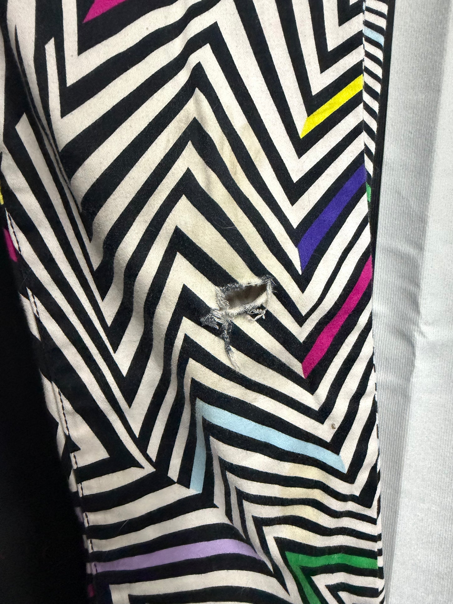 RARE - Abbey Dawn OP Art Geometric Skinny Pants- Size 9
