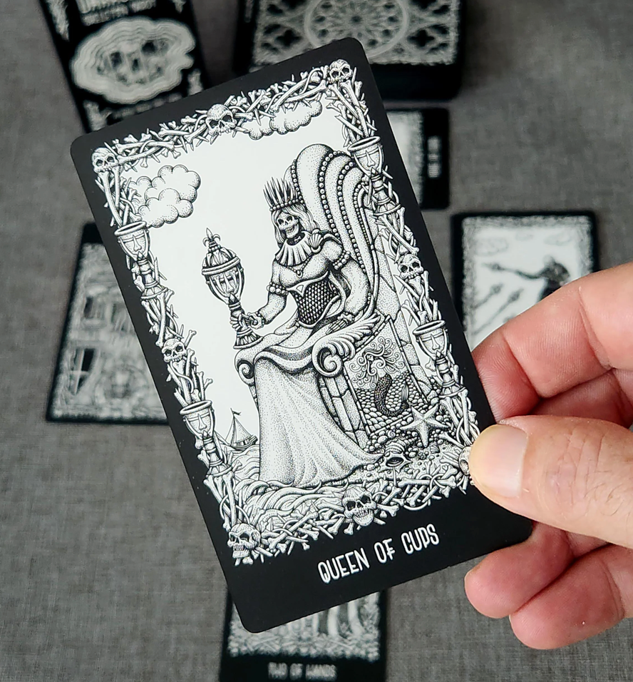 DARKSIDE SKELETON TAROT, STANDARD EDITION