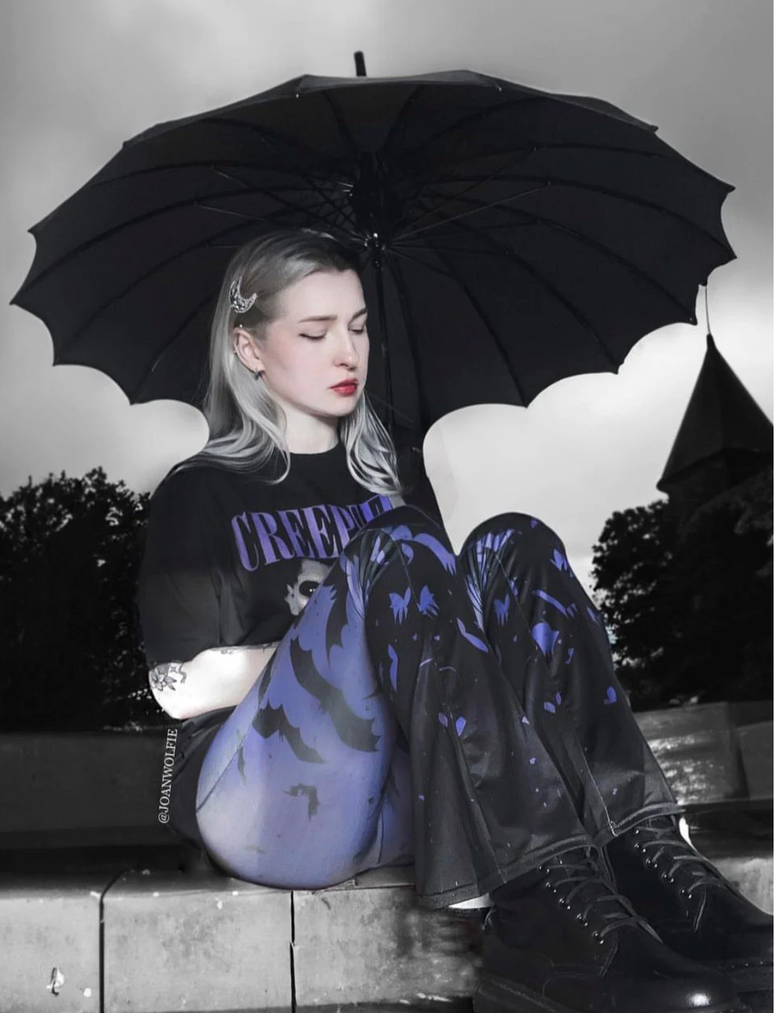 Batwing Pagoda Umbrella [MIDNIGHT BLACK]