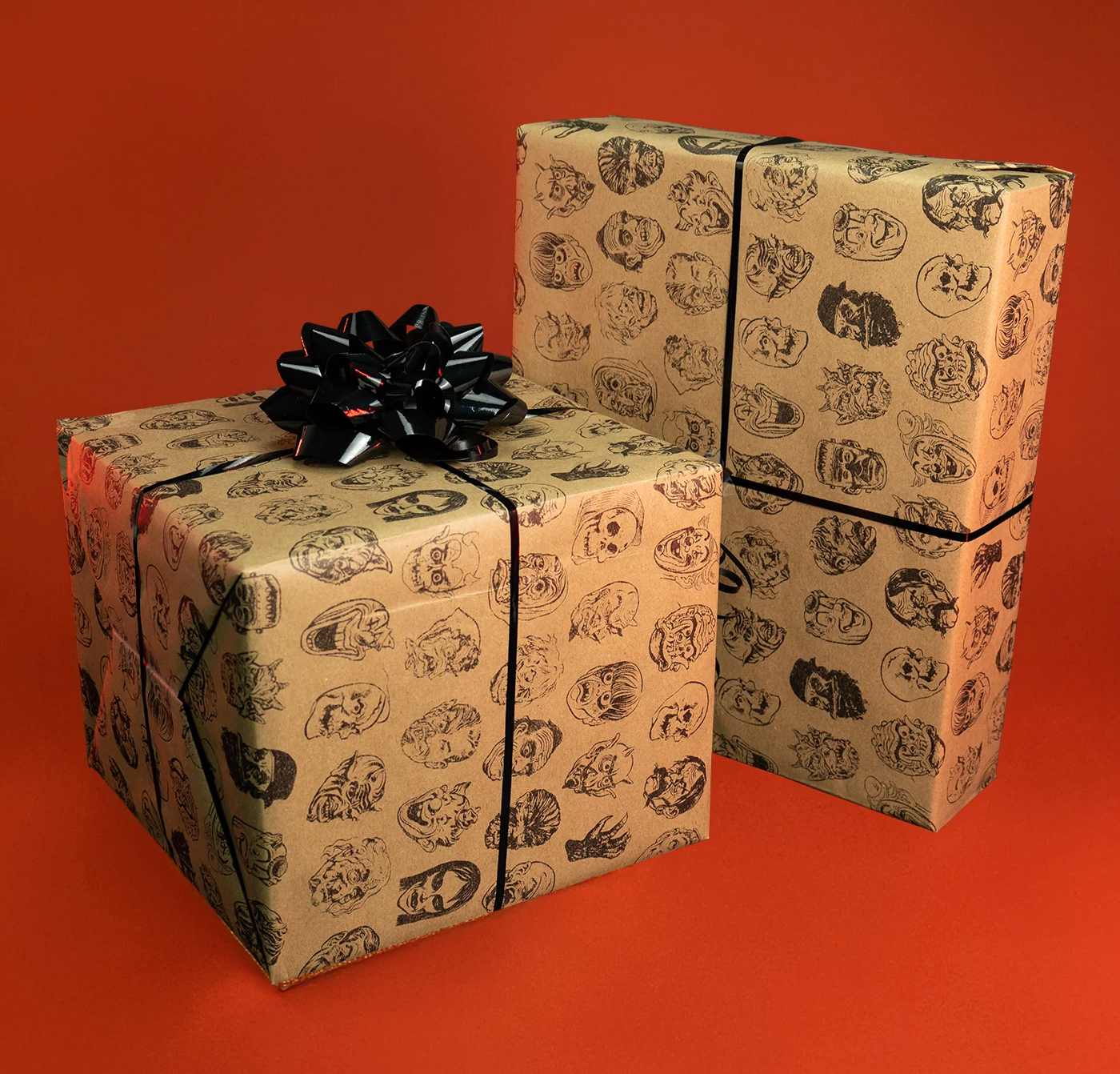 CHAMBER OF HORRORS - VINTAGE MONSTER MASKS WRAPPING PAPER