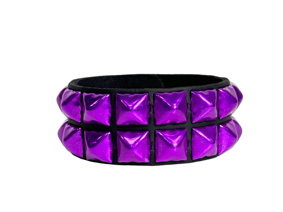 BC112 METALLIC COLOR  2 ROW 1/2" PYRAMID STUD SNAP BRACELET