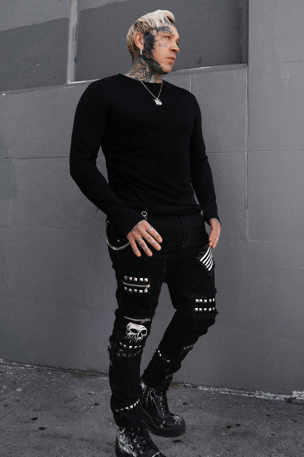 Tomb Ruins Long Sleeve Thumbhole Top