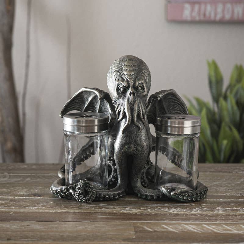 Cthulhu Salt and Pepper Shaker Set C/18