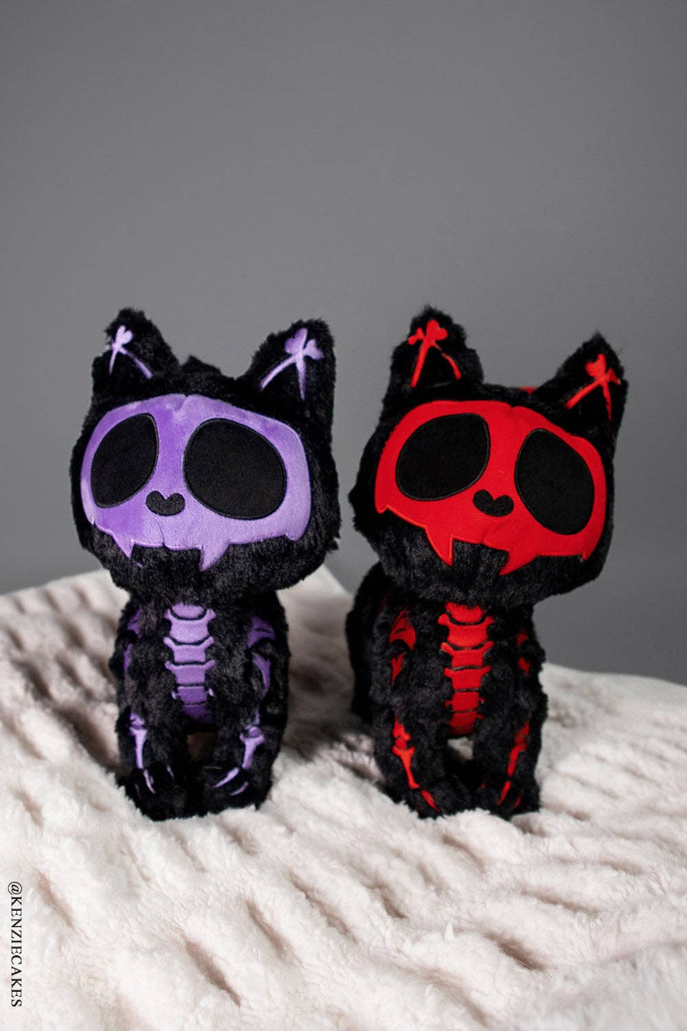 Skelekitty Plush Toy [Red Bones Limited Edition]