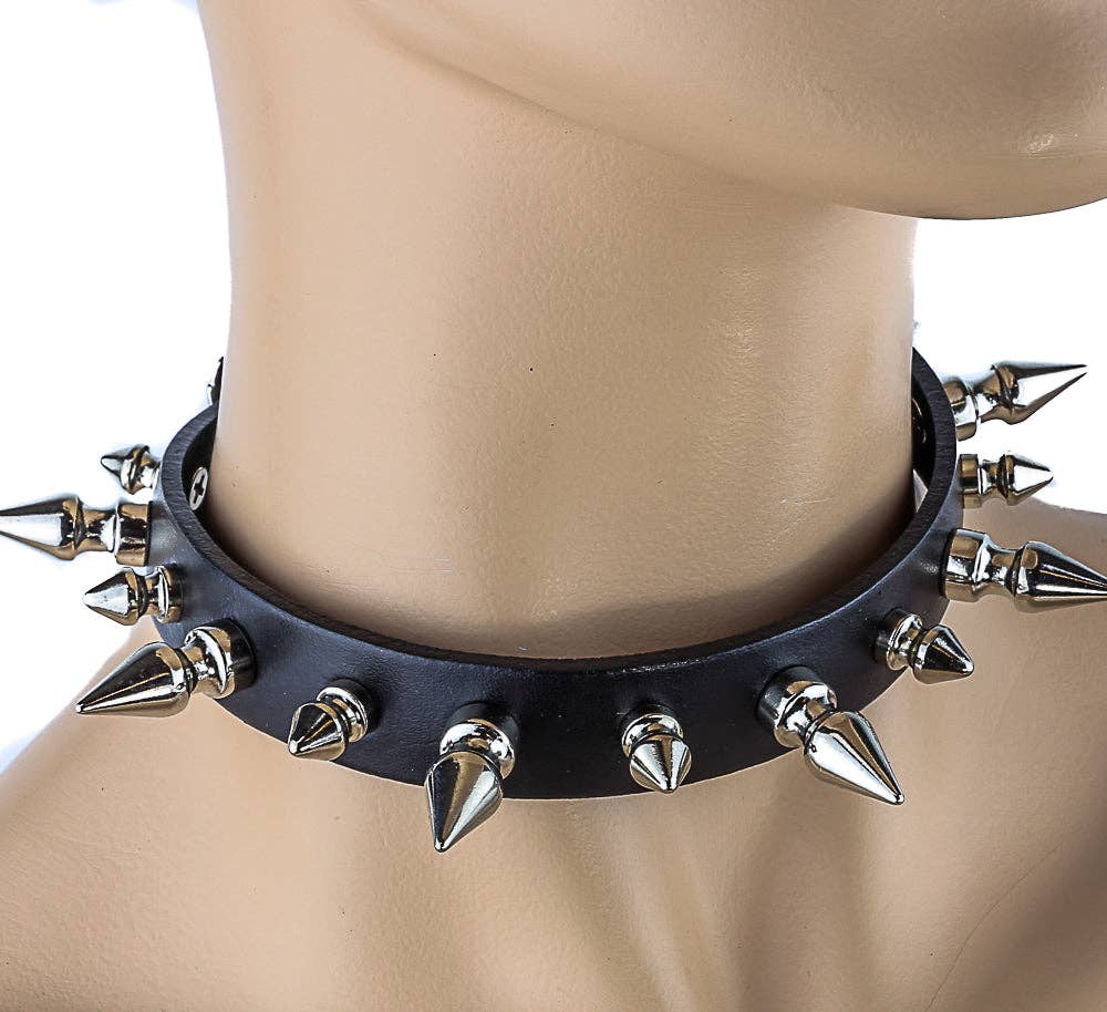 CK136 3/4" BLACK LEATHER CHOKER WITH 1/2" AND 1" SPIKES