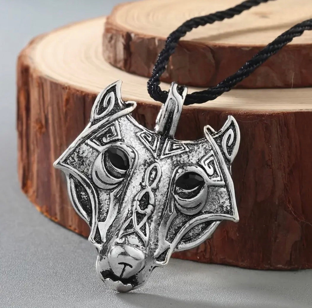 Nordic Wolf Head Necklace